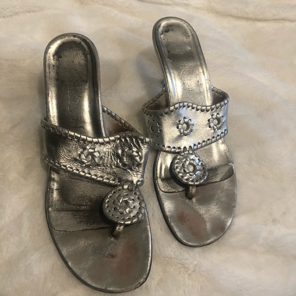 Jack Rogers silver leather sandals w 1.5 inch heel